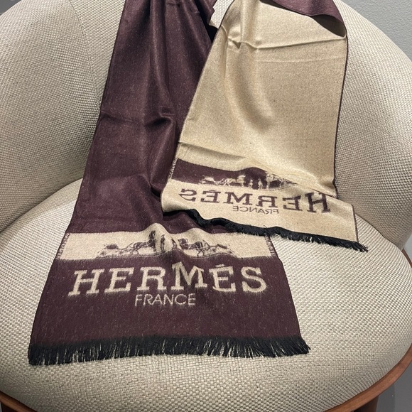 Hermes Scarf - Picture 2 of 3
